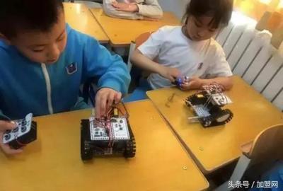 四大門派圍剿樂高,機器人教育江湖上演刀光劍影